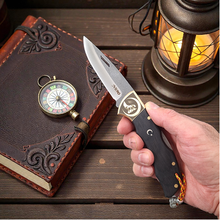 Premium N690 Böhler Çelik Çakı – Gravürlü,Balçıklı Yaylı Kilitli