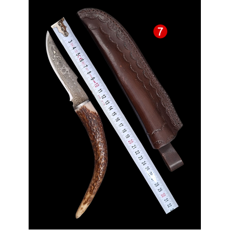 Özel Üretim Geyik Boynuzu Kabzeli Damascus Bıçaklar