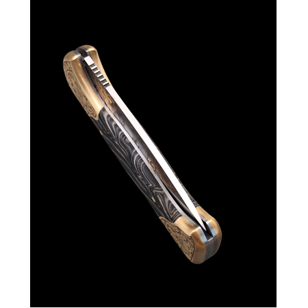 El Yapımı 24 Ayar Altın İşlemeli Gravürlü Kilitli Yaylı Cep Çakısı