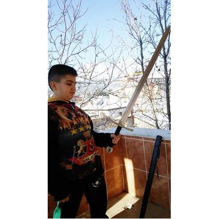 Kamyon Makasından Dövme Çelik Şovalye Kılıcı